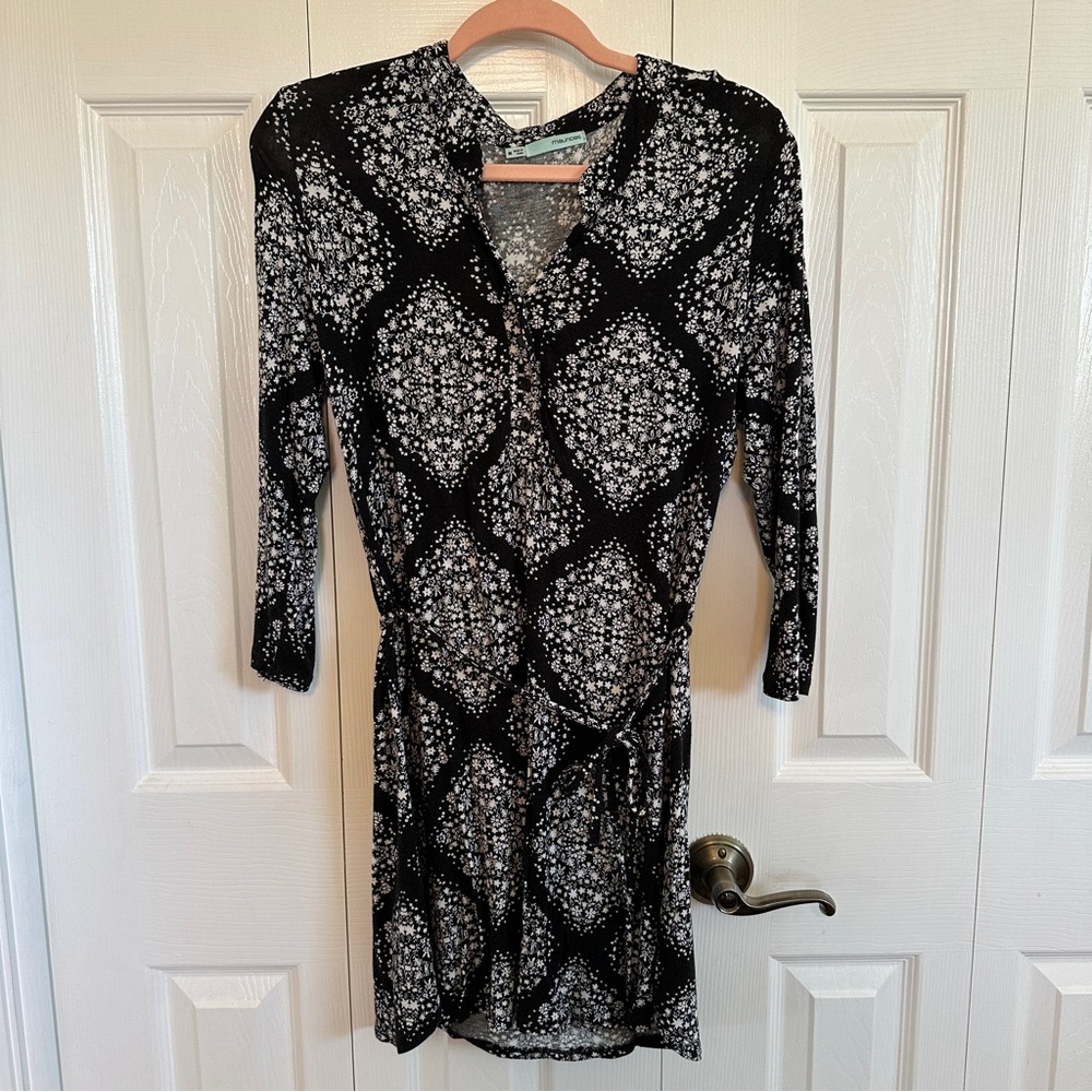 Elegant Black and White Patterned Dress